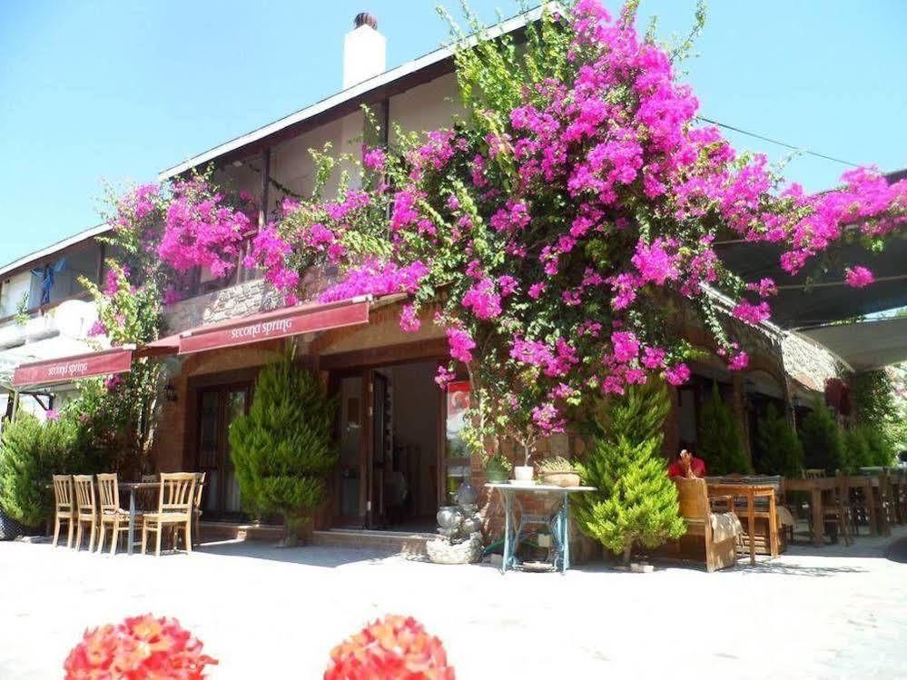Second Spring Cesme Exterior foto